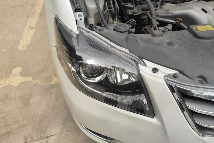 Used Toyota Camry 2013 200E Classic Elite Edition Right Front Headlight