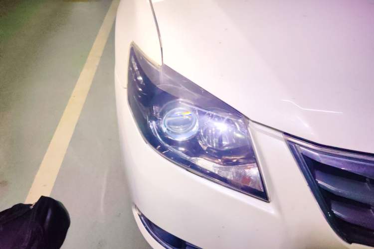 Used Toyota Camry 2013 200G Classic Luxury Edition Right Front Headlight