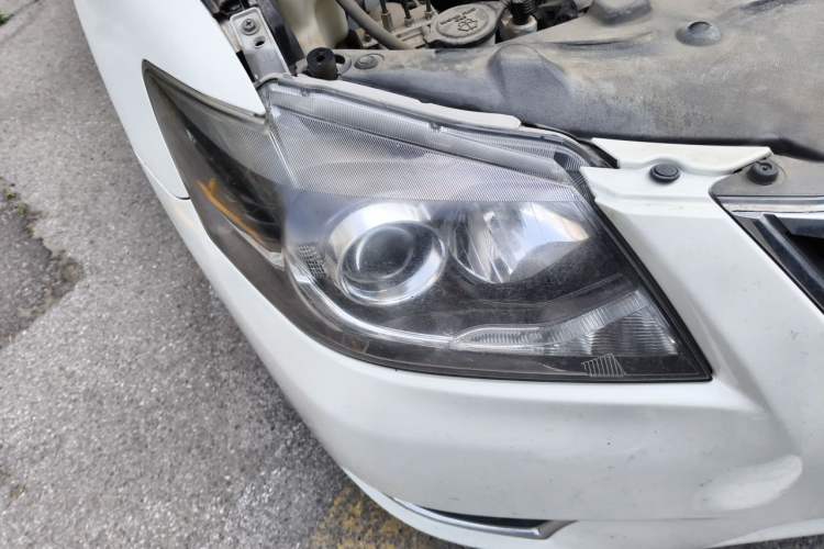 Used Toyota Camry 2013 200G Classic Luxury Edition Right Front Headlight