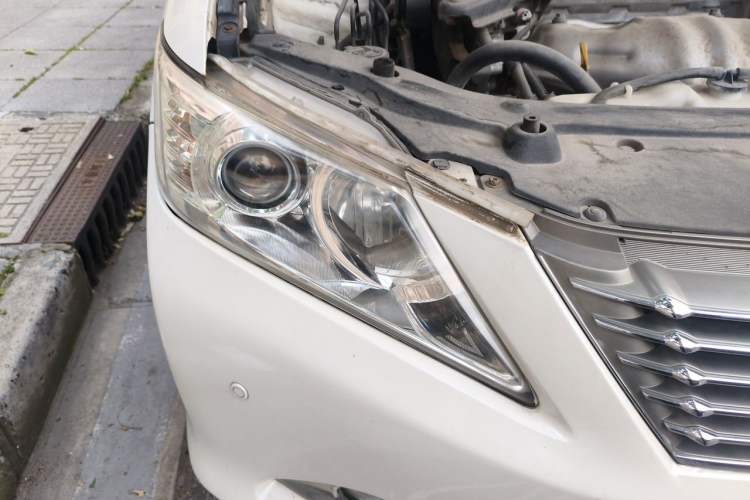 Used Toyota Camry 2013 2.5G Comfort Edition Right Front Headlight