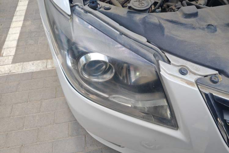 Used Toyota Camry 2013 200E Classic Elite Edition Right Front Headlight