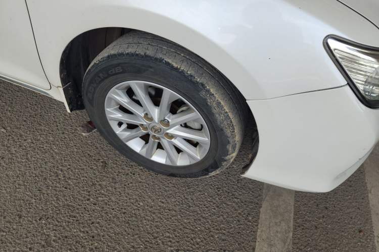 Used Toyota Camry 2013 2.5G Comfort Edition Right Front Wheel Hub