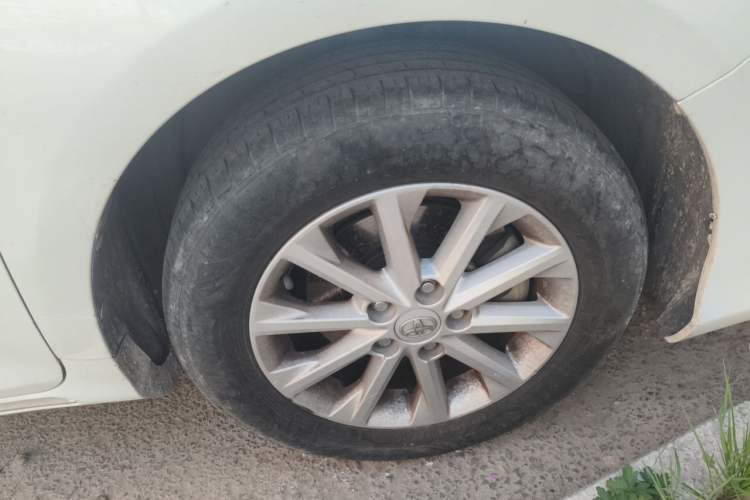 Used Toyota Camry 2013 2.0G Comfort Edition Right Front Wheel Hub