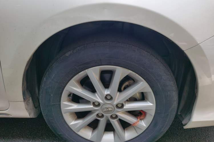 Used Toyota Camry 2013 2.5G Comfort Edition Right Front Wheel Hub