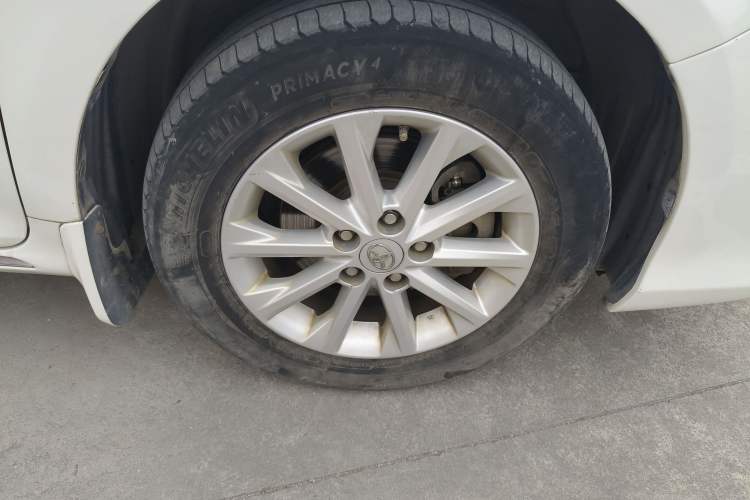 Used Toyota Camry 2013 2.5G Comfort Edition Right Front Wheel Hub