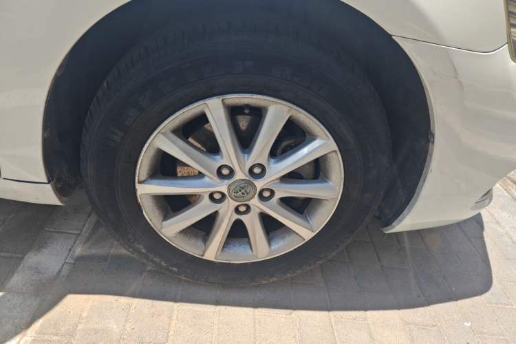 Used Toyota Camry 2013 200E Classic Elite Edition Right Front Wheel Hub