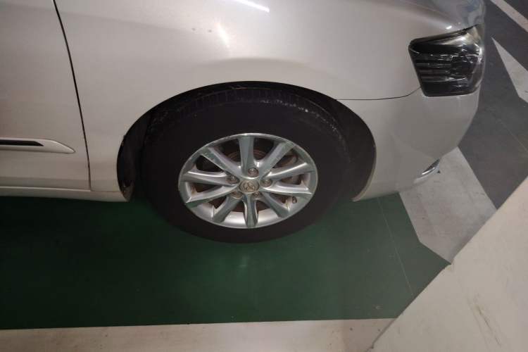 Used Toyota Camry 2013 200G Classic Luxury Edition Right Front Wheel Hub