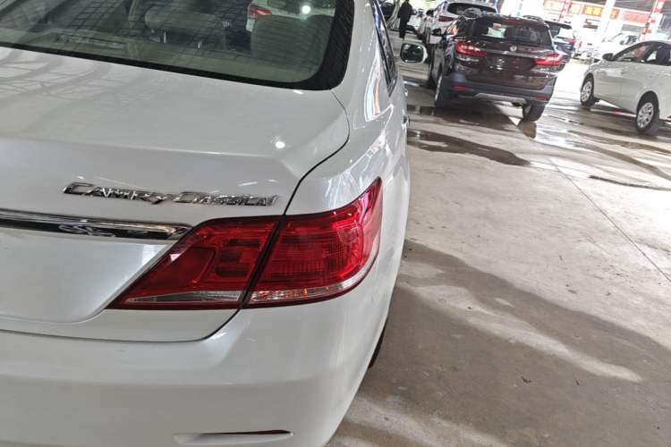 Used Toyota Camry 2013 200E Classic Elite Edition Right Rear Taillight