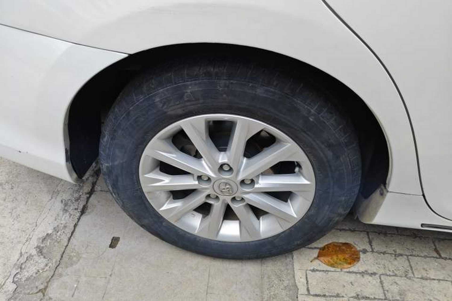 Used Toyota Camry 2013 2.0G Comfort Edition Right Rear Wheel Hub