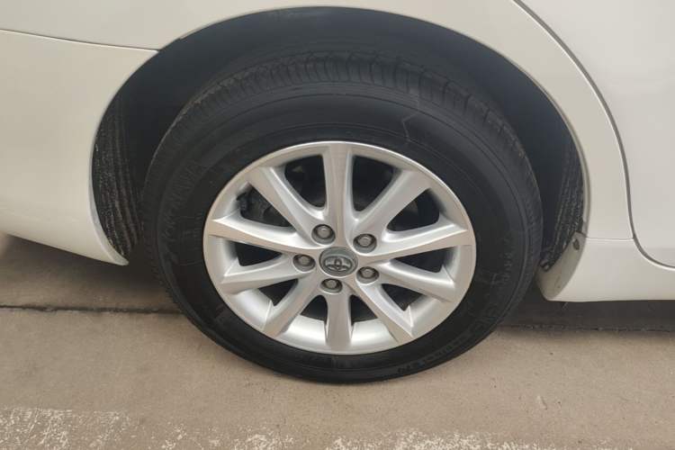 Used Toyota Camry 2013 200G Classic Luxury Edition Right Rear Wheel Hub