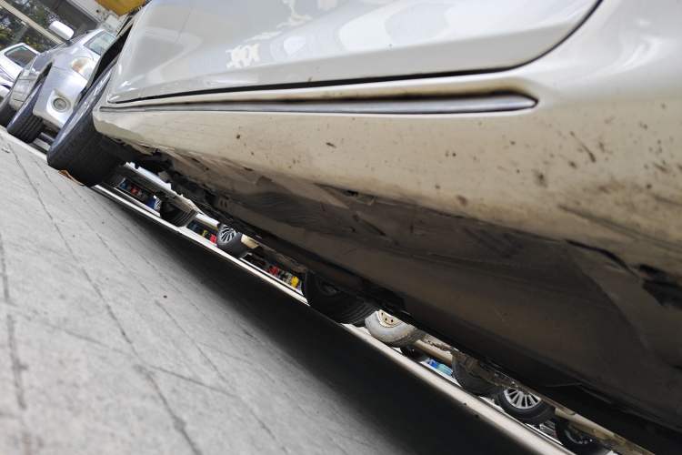 Used Toyota Camry 2013 2.0G Comfort Edition Right Side Sill