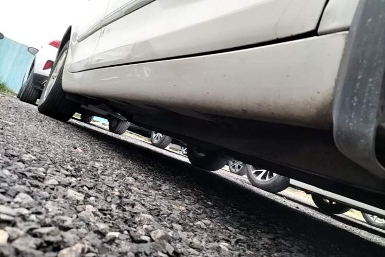 Used Toyota Camry 2013 200E Classic Elite Edition Right Side Sill