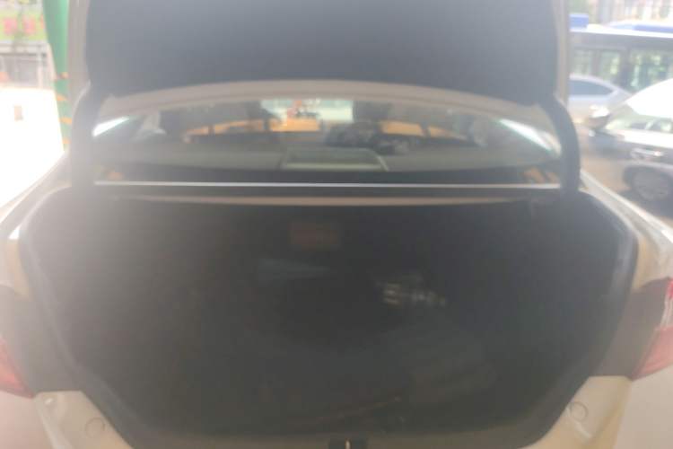 Used Toyota Camry 2013 2.0G Comfort Edition Trunk