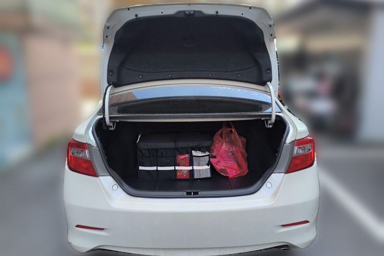 Used Toyota Camry 2013 2.0G Comfort Edition Trunk