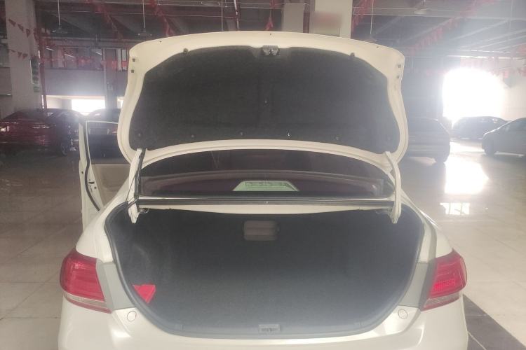 Used Toyota Camry 2013 200G Classic Luxury Edition Trunk