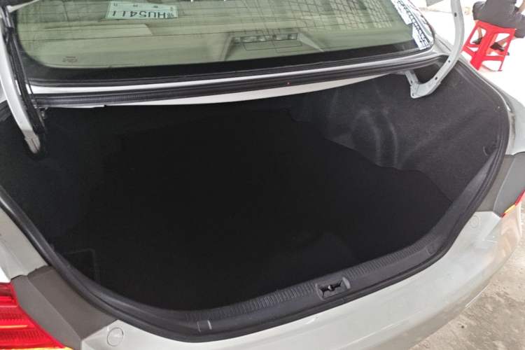 Used Toyota Camry 2013 200E Classic Elite Edition Trunk