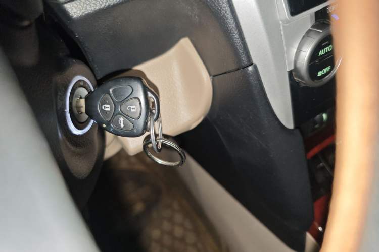Used Toyota Camry 2013 2.0G Comfort Edition Vehicle Key
