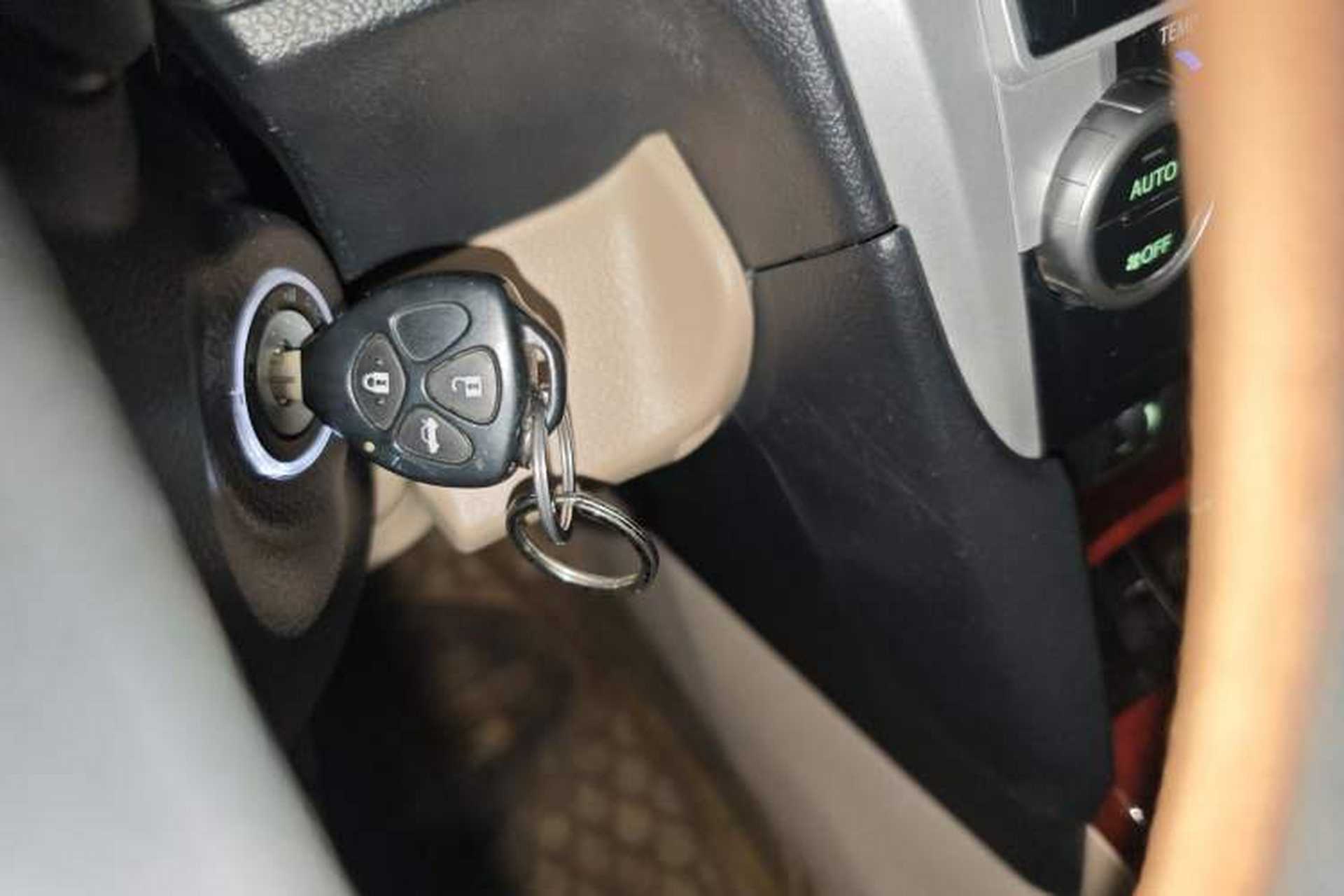 Used Toyota Camry 2013 2.0G Comfort Edition Vehicle Key