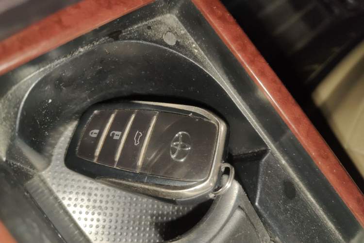 Used Toyota Camry 2013 2.0G Comfort Edition Vehicle Key