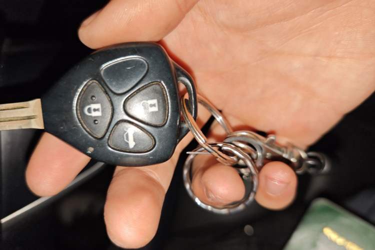 Used Toyota Camry 2013 2.0G Comfort Edition Vehicle Key