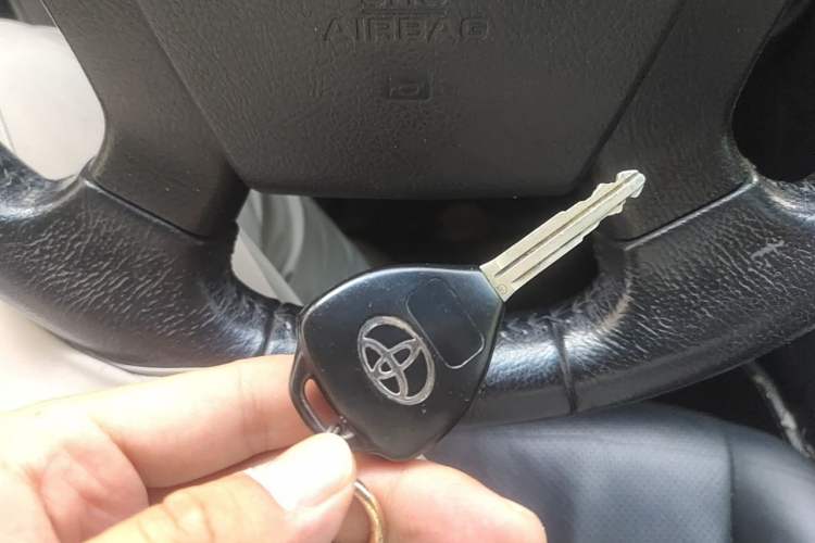 Used Toyota Camry 2013 2.0G Comfort Edition Vehicle Key