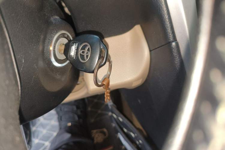 Used Toyota Camry 2013 2.5G Comfort Edition Vehicle Key