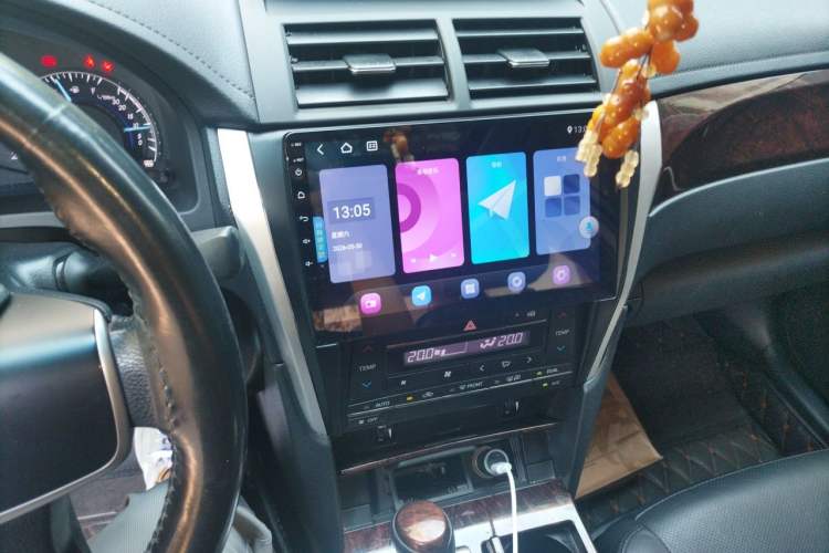 Used Toyota Camry 2015 2.0G Premier Edition Audio And AC Panel