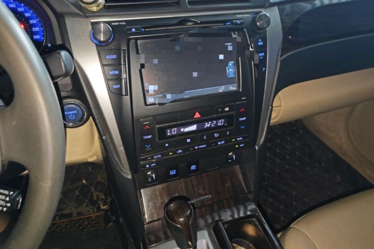 Used Toyota Camry 2015 Dual-Engine 2.5 HG Luxury Navigation Edition Audio And AC Panel