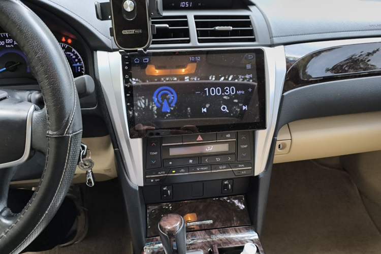 Used Toyota Camry 2015 2.0G Premier Edition Audio And AC Panel