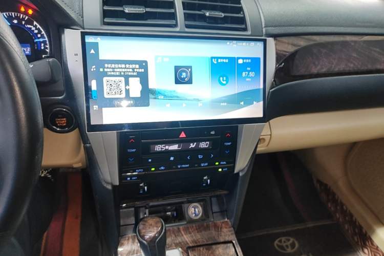 Used Toyota Camry 2015 2.0G Premier Edition Audio And AC Panel