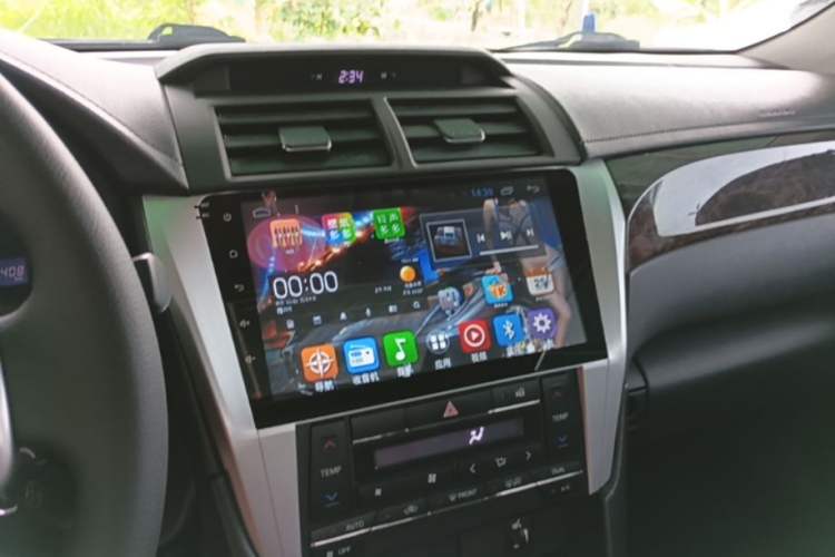 Used Toyota Camry 2015 2.0G Premier Edition Audio And AC Panel