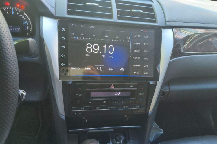 Used Toyota Camry 2015 2.0G Premier Edition Audio And AC Panel