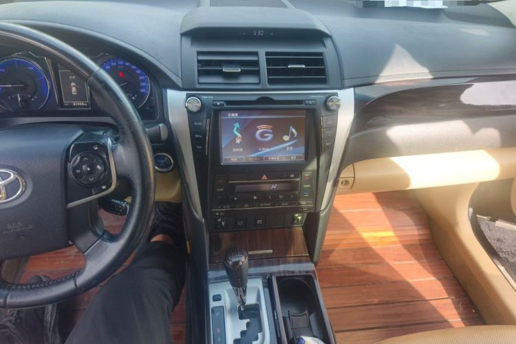 Used Toyota Camry 2015 Dual-Engine 2.5 HG Luxury Navigation Edition Audio And AC Panel