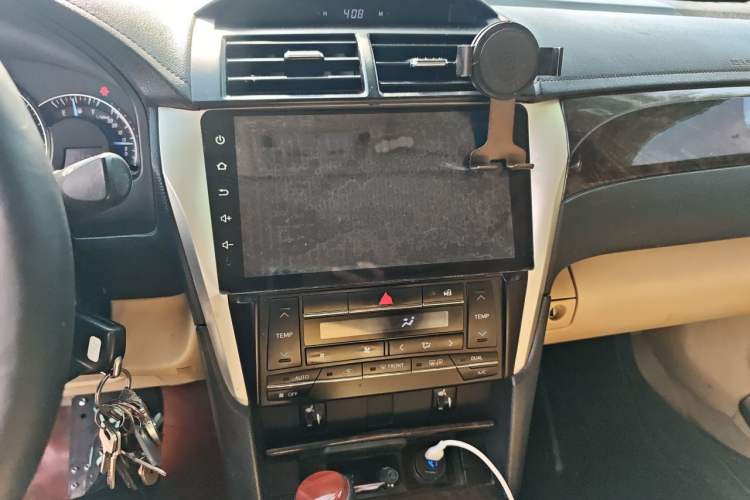 Used Toyota Camry 2015 2.0G Premier Edition Audio And AC Panel