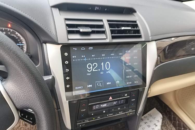 Used Toyota Camry 2015 2.0E Elite Edition Audio And AC Panel