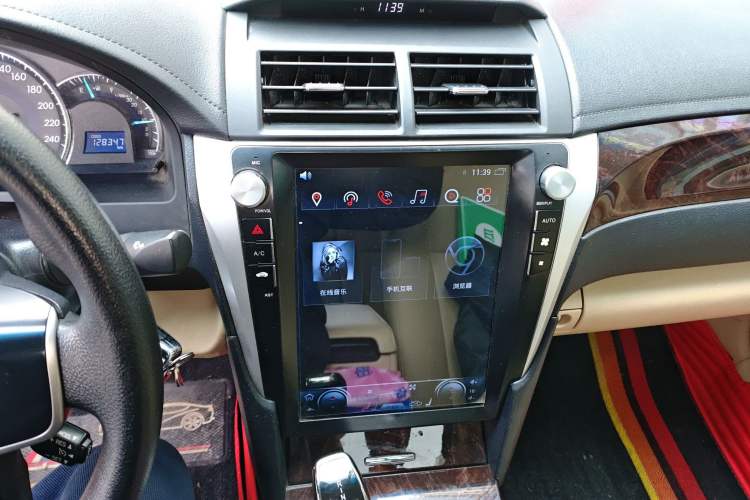 Used Toyota Camry 2015 2.0E Elite Edition Audio And AC Panel