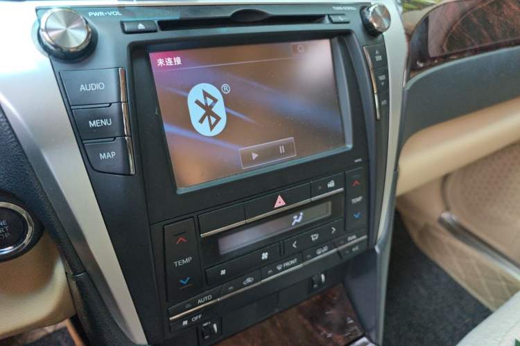 Used Toyota Camry 2015 2.5G Luxury Navigation Edition Audio And AC Panel