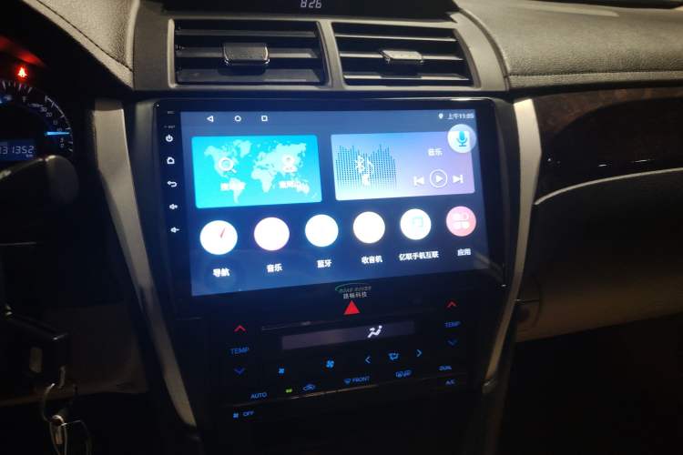 Used Toyota Camry 2015 2.0E Elite Edition Audio And AC Panel