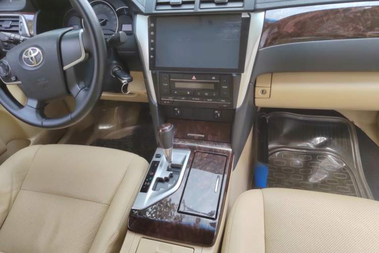 Used Toyota Camry 2015 2.0G Premier Edition Audio And AC Panel