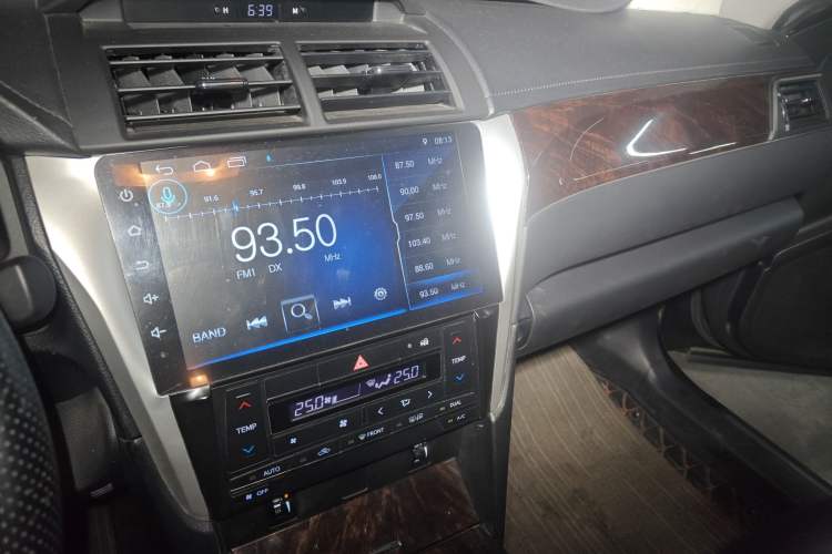 Used Toyota Camry 2015 2.0G Premier Edition Audio And AC Panel
