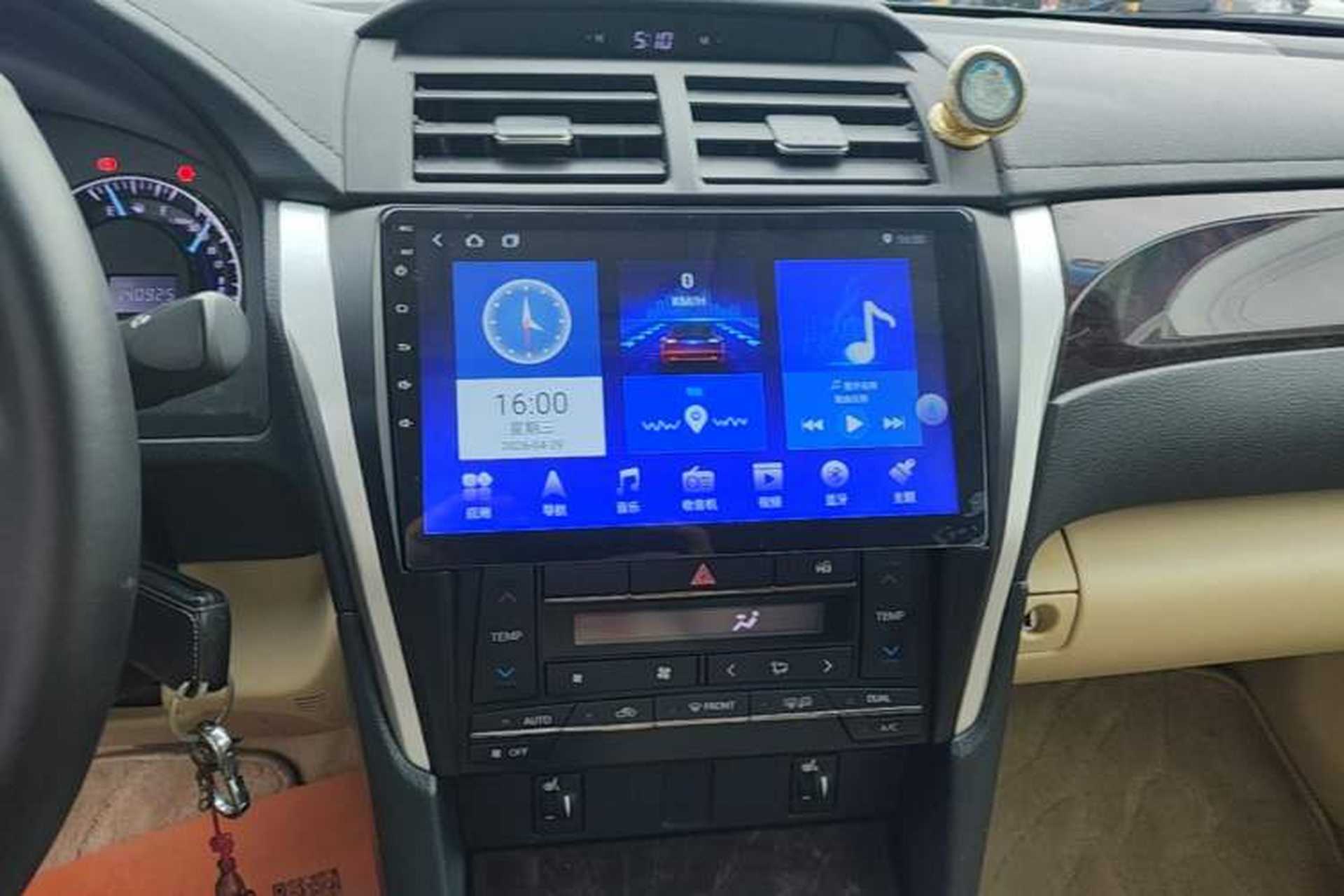Used Toyota Camry 2015 2.0G Premier Edition Audio And AC Panel