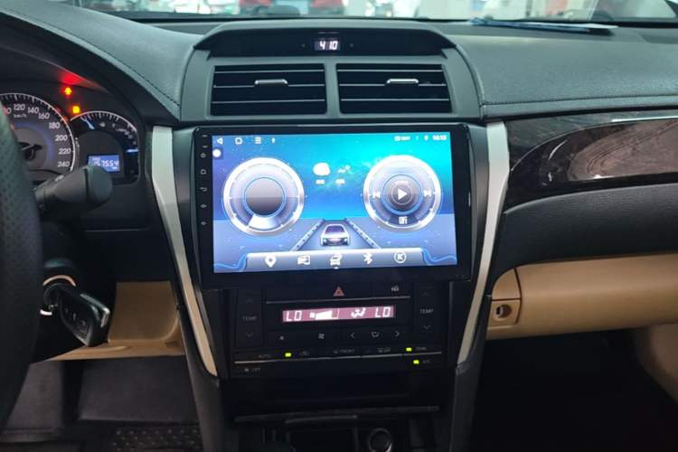 Used Toyota Camry 2015 2.0E Elite Edition Audio And AC Panel