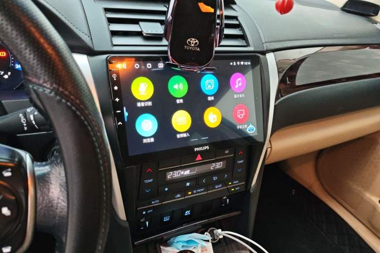 Used Toyota Camry 2015 Dual-Engine 2.5 HG Luxury Navigation Edition Audio And AC Panel