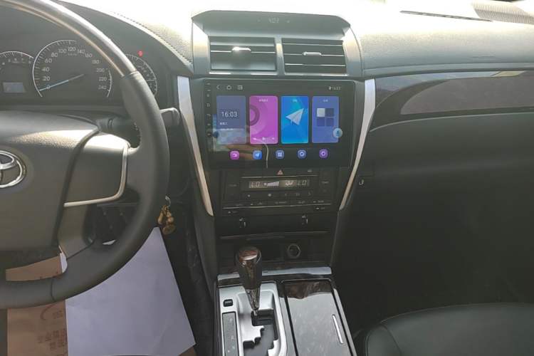 Used Toyota Camry 2015 2.0G Premier Edition Audio And AC Panel