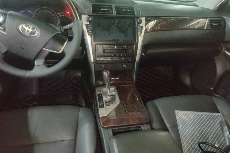 Used Toyota Camry 2015 2.0G Premier Edition Audio And AC Panel