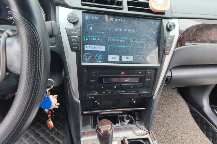 Used Toyota Camry 2015 2.0G Premier Edition Audio And AC Panel