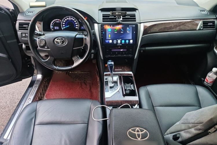 Used Toyota Camry 2015 2.0G Premier Edition Center Console