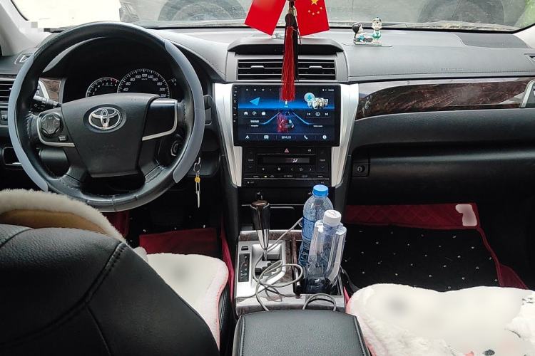 Used Toyota Camry 2015 2.0G Premier Edition Center Console