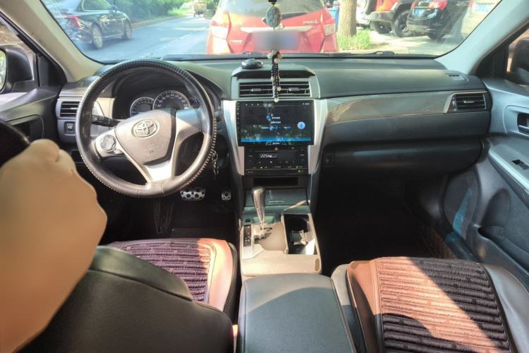 Used Toyota Camry 2015 Junrui 2.0S Activa Edition Center Console