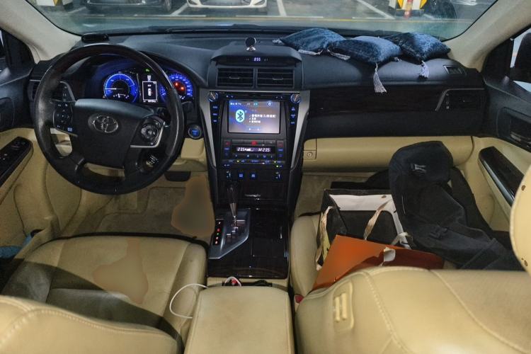 Used Toyota Camry 2015 Dual-Engine 2.5 HG Luxury Navigation Edition Center Console